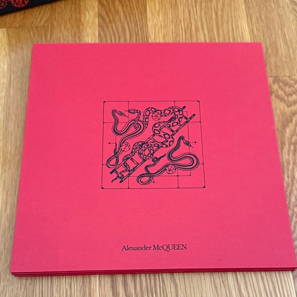Alexander McQueen Black and Red Board Game - Picture 6 of 7